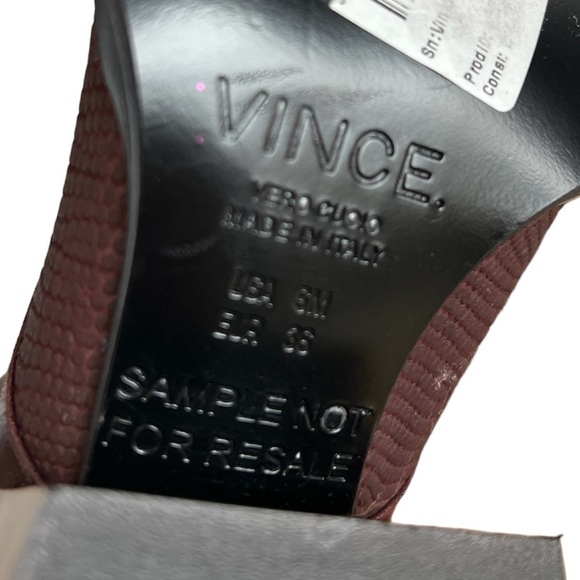 Vince burgundy pointed toe embossed leather chunky heel ankle boots size 6 - Picture 9 of 9